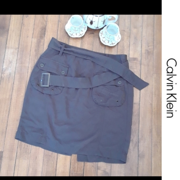 Size small Calvin Klein army green skirt an belt set - Picture 13 of 13
